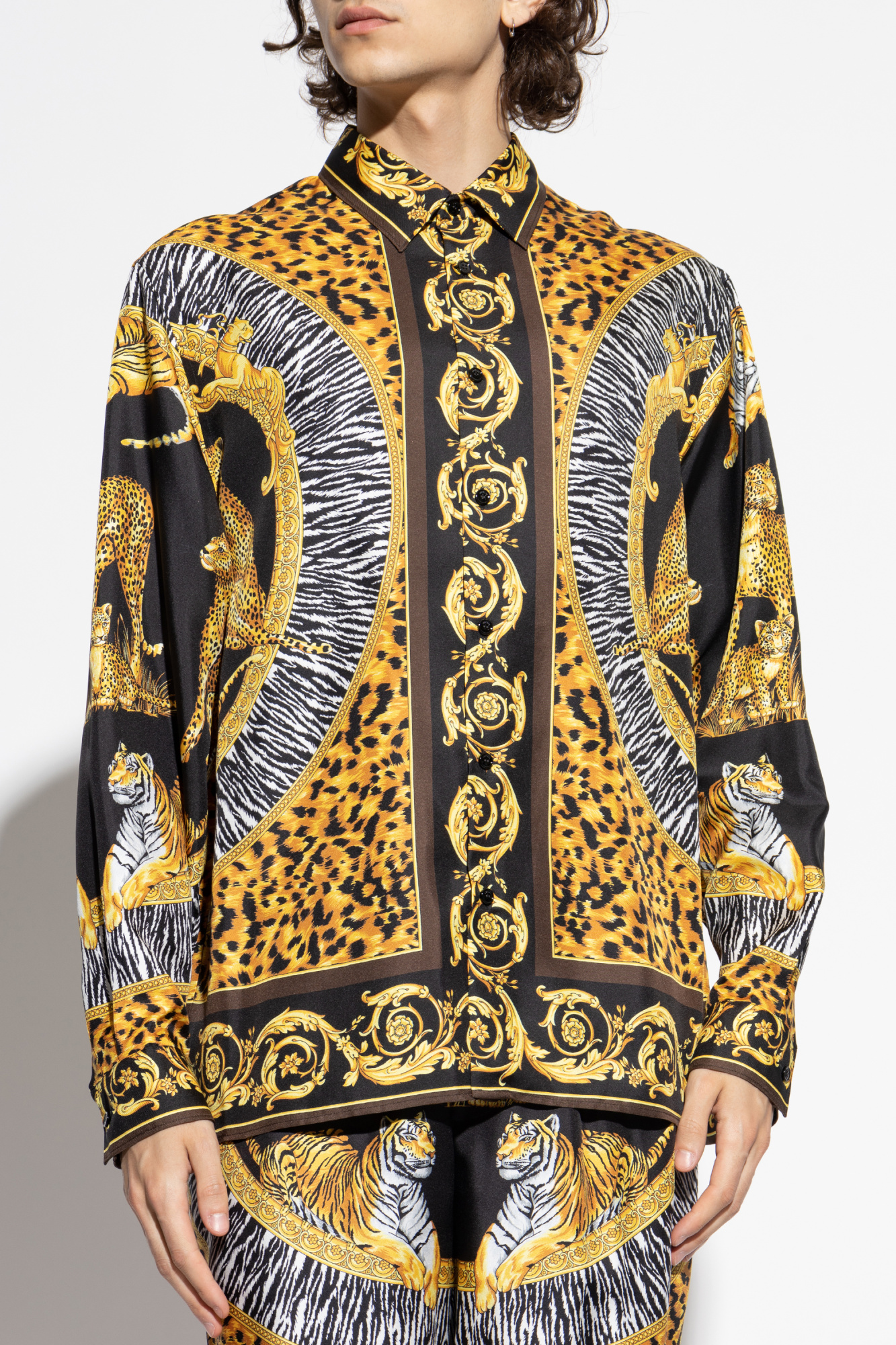トップス vintage made in ITALY VERSACE silk shirt GIANNI VERSACE silk shirt Op-Baroque w/ gold accents size IT